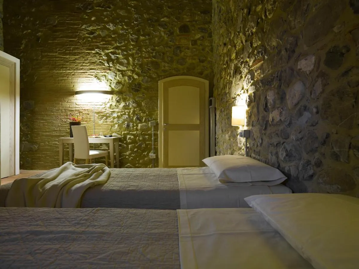 Poderi Firenze Guest House Cinigiano Italy
