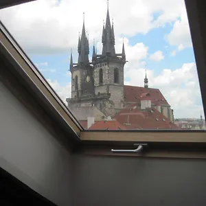 https://apartmany-zelezna.praguehotelsweb.com